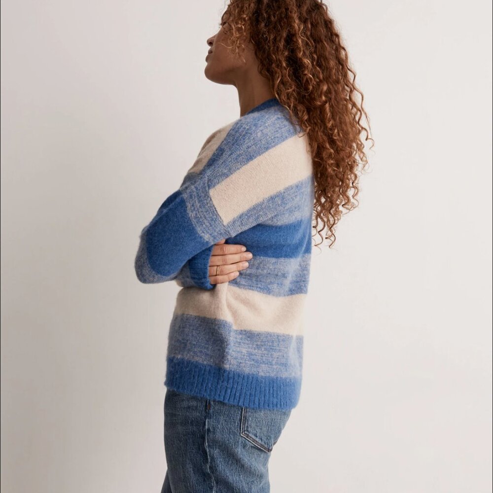 MADEWELL Space-Dyed Otis Alpaca Blend Pullover Sweater in Sky Spacedye - Picture 4 of 5